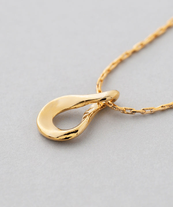 Twisted Metal Necklace [Sheerchic]