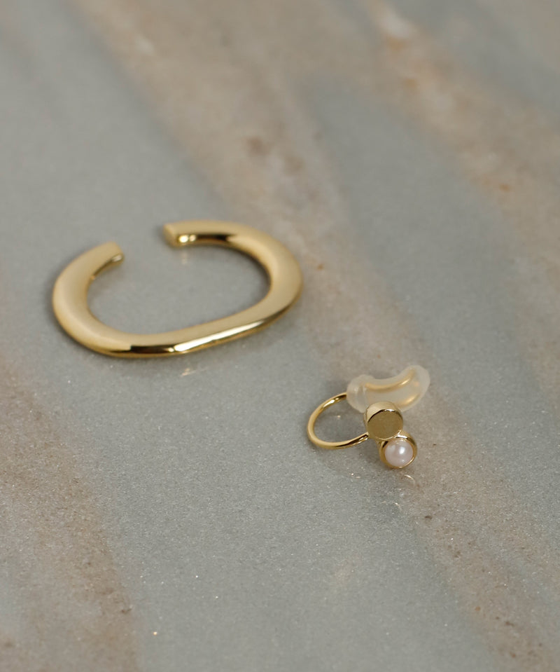 Pearl and Metal Ear Cuffs [Set of 2] [Sheerchic]
