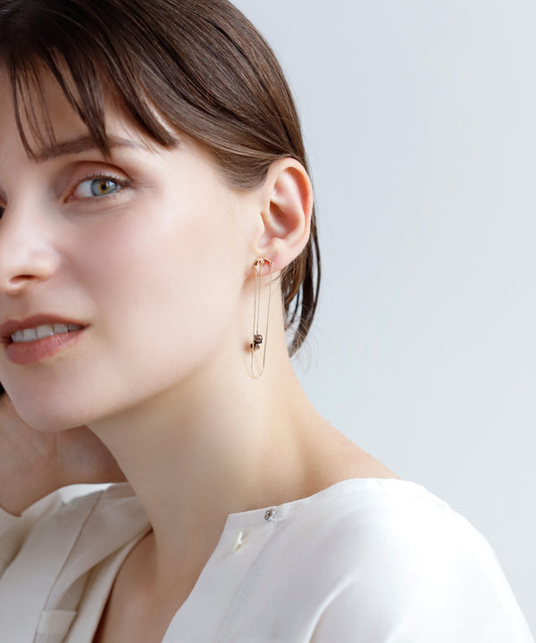 [SANPO ONLINE Exclusive] Gemstone Long Earrings [Sheerchic]