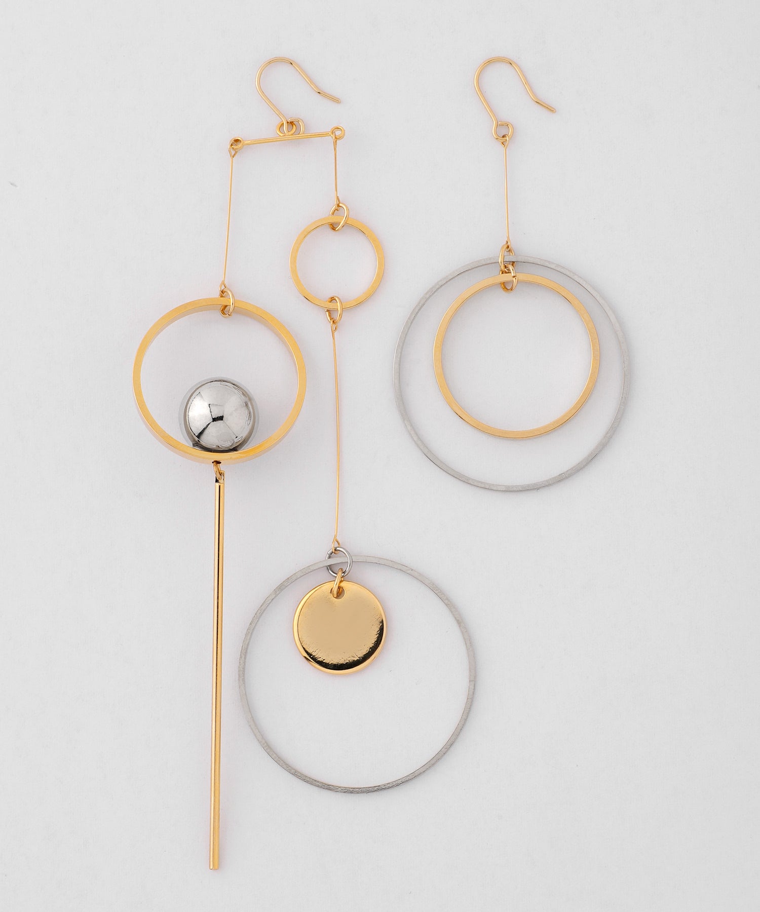 mimi33】ヤジロベエピアス[Sheerchic]｜SANPO ONLINE(サンポーオンライン)