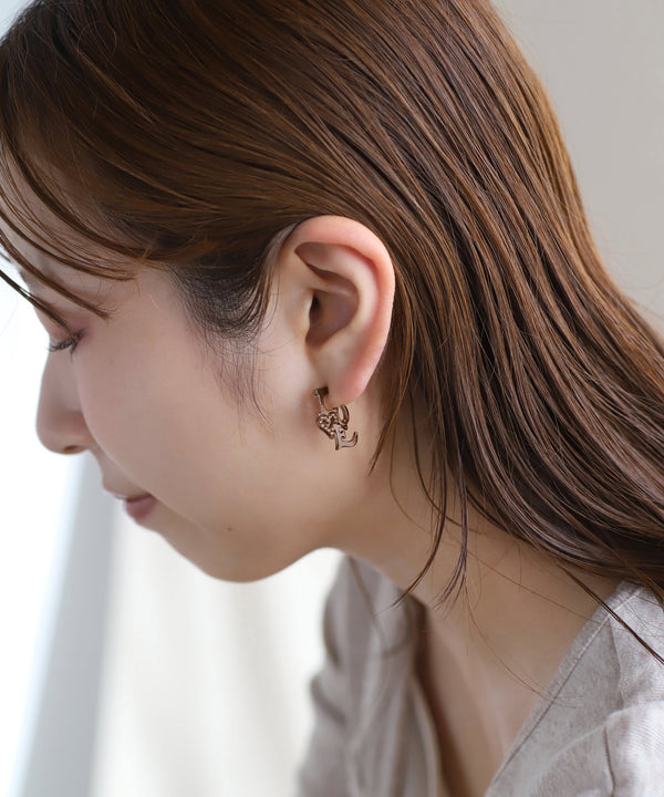 LOVEアシメピアス[Ownideal]