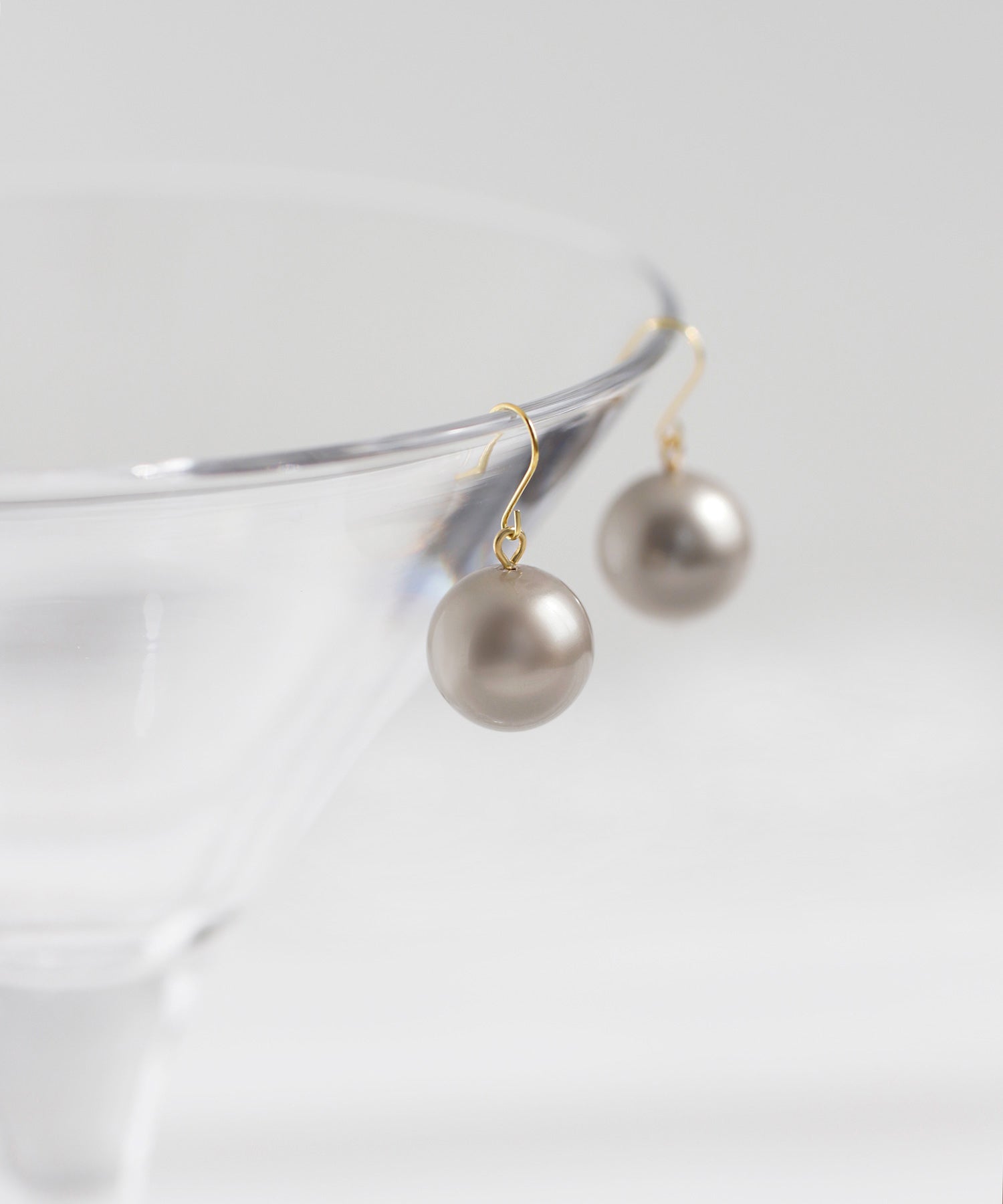 ANEMONE】パールフックピアス[K18ポスト]｜アネモネ・シエナロゼ