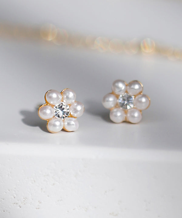 パール×ビジューフラワーピアス[K18ポスト]