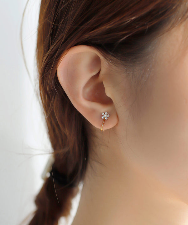 ビジューフラワーイヤリング[B]