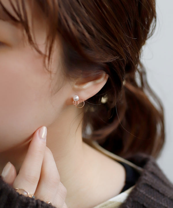 パール×ダブルサークルピアス