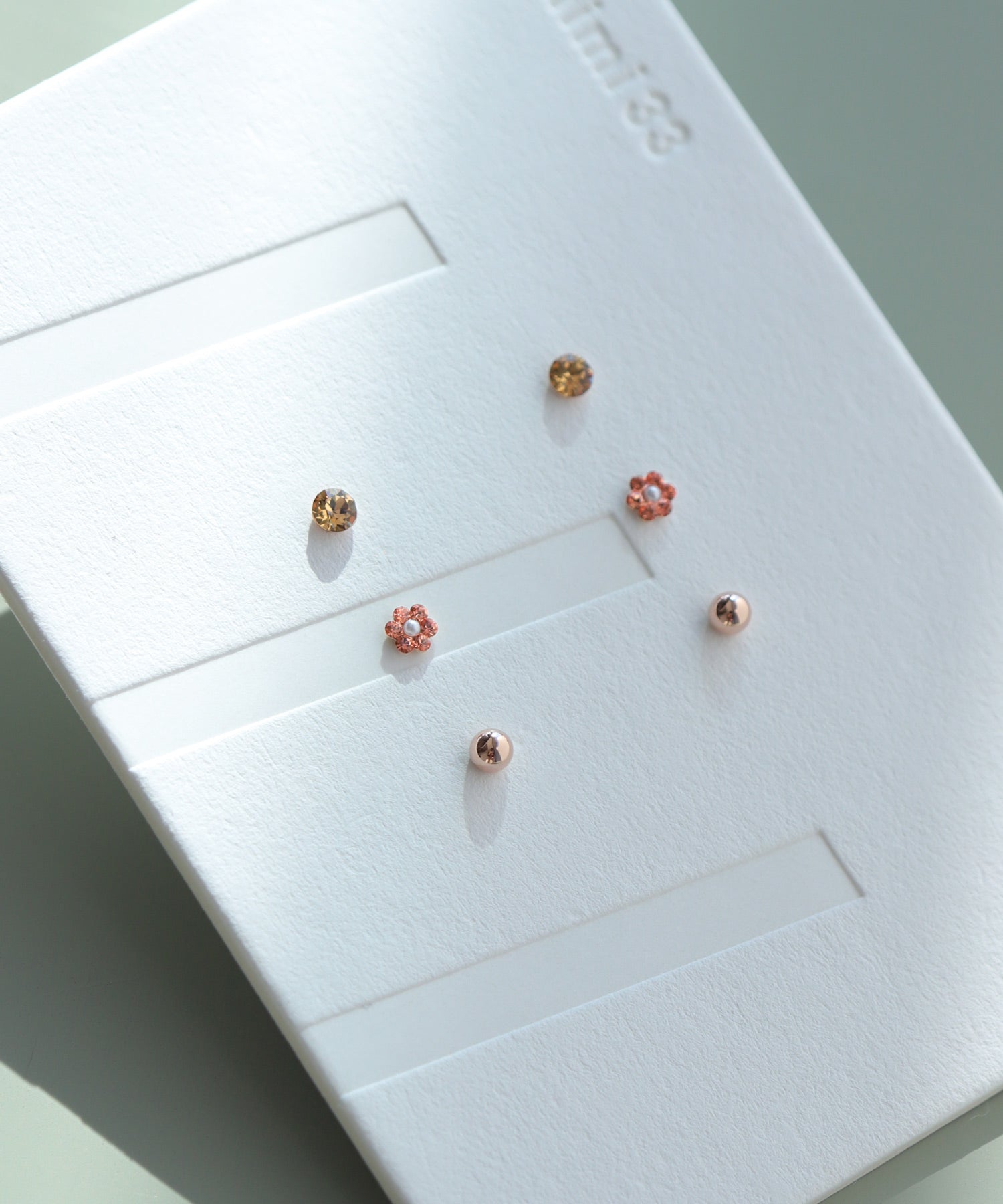 mimi33】ビジューフラワーピアス[3ペアセット][Basic]｜SANPO ONLINE