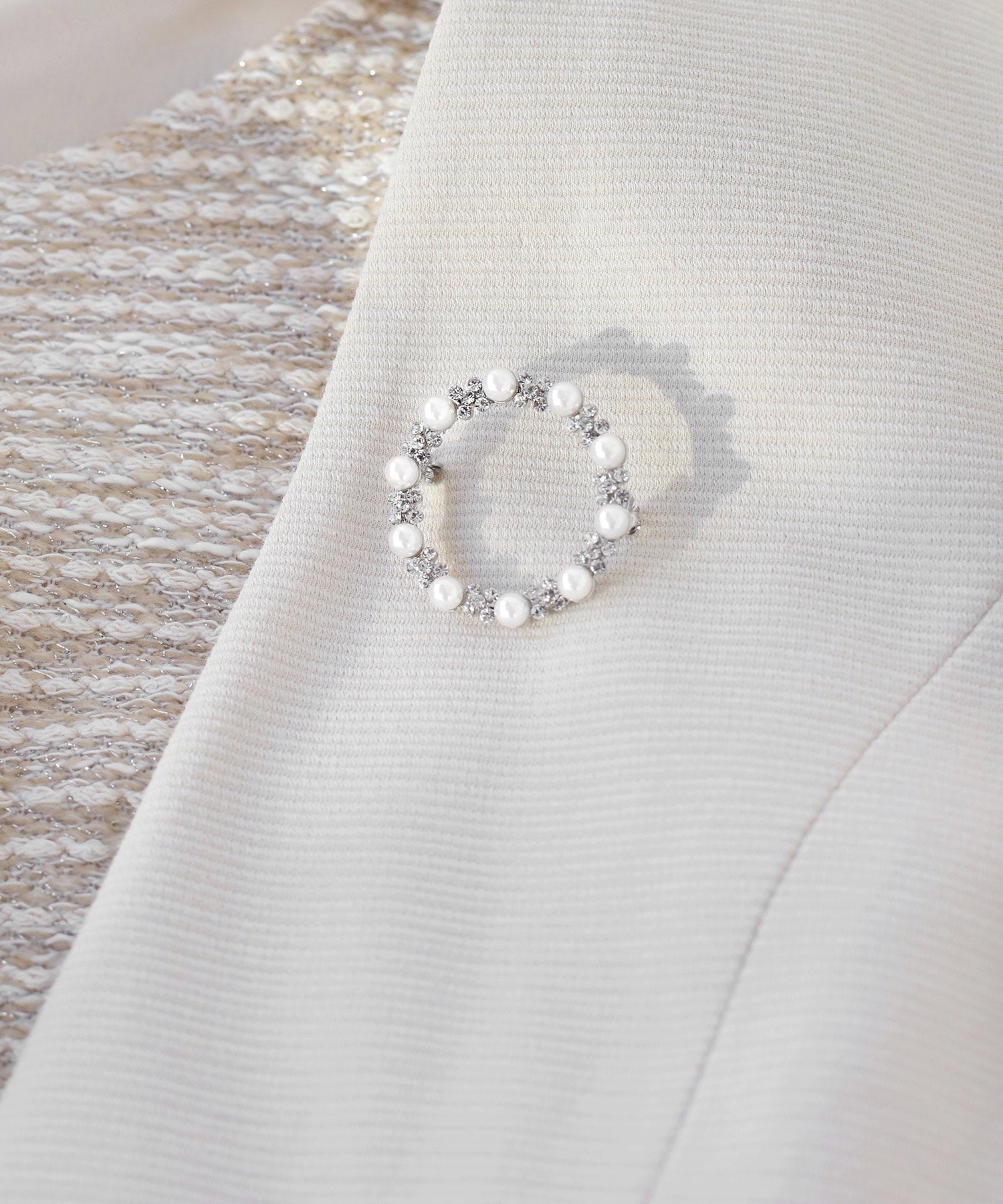 ANEMONE】パール×ビジューサークルブローチ｜SANPO ONLINE(サンポー