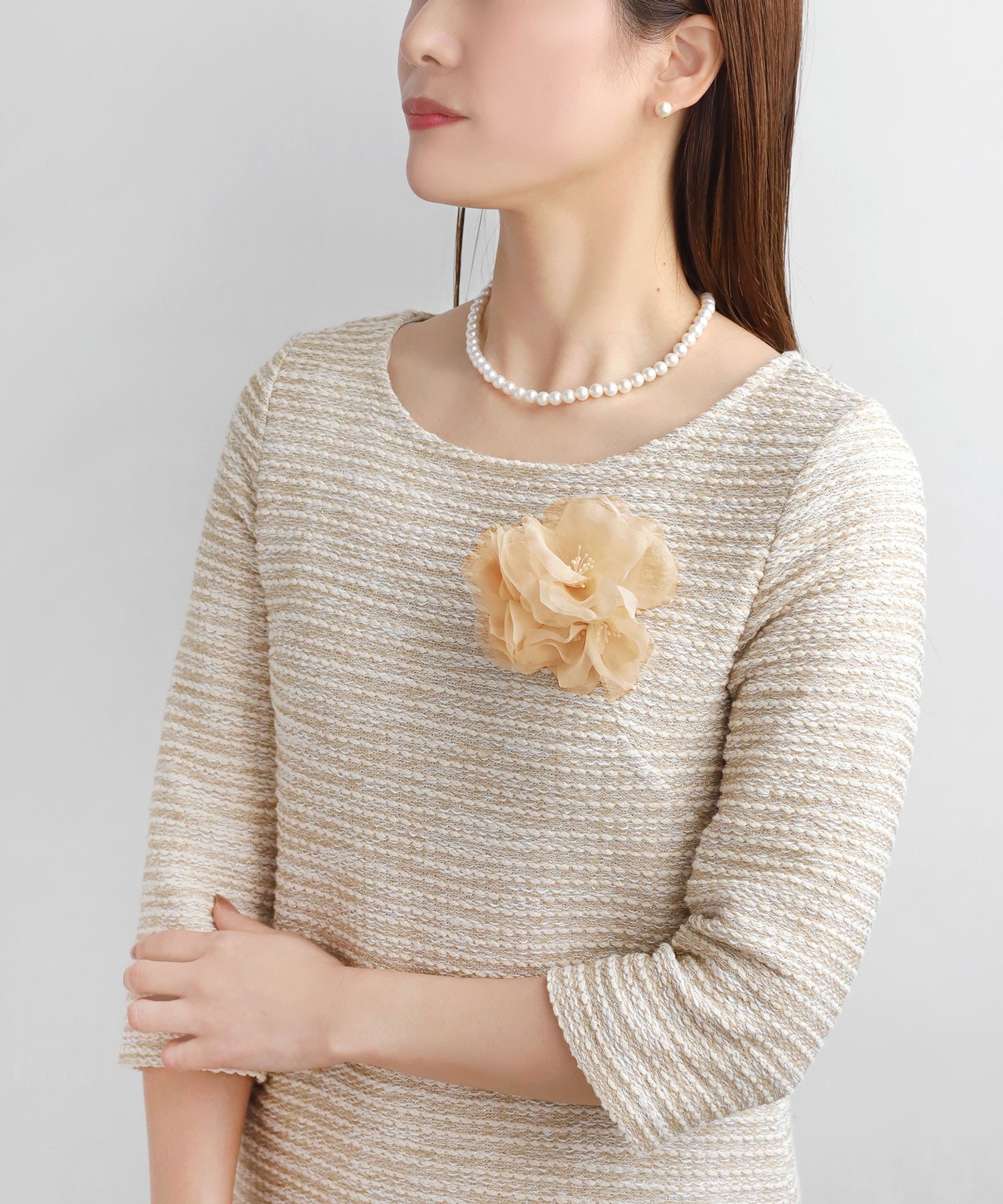 アトリエgg シークワーサーの花 ANEMONE】オーガンジーフラワーコサージュ[B]｜SANPO ONLINE(サンポー