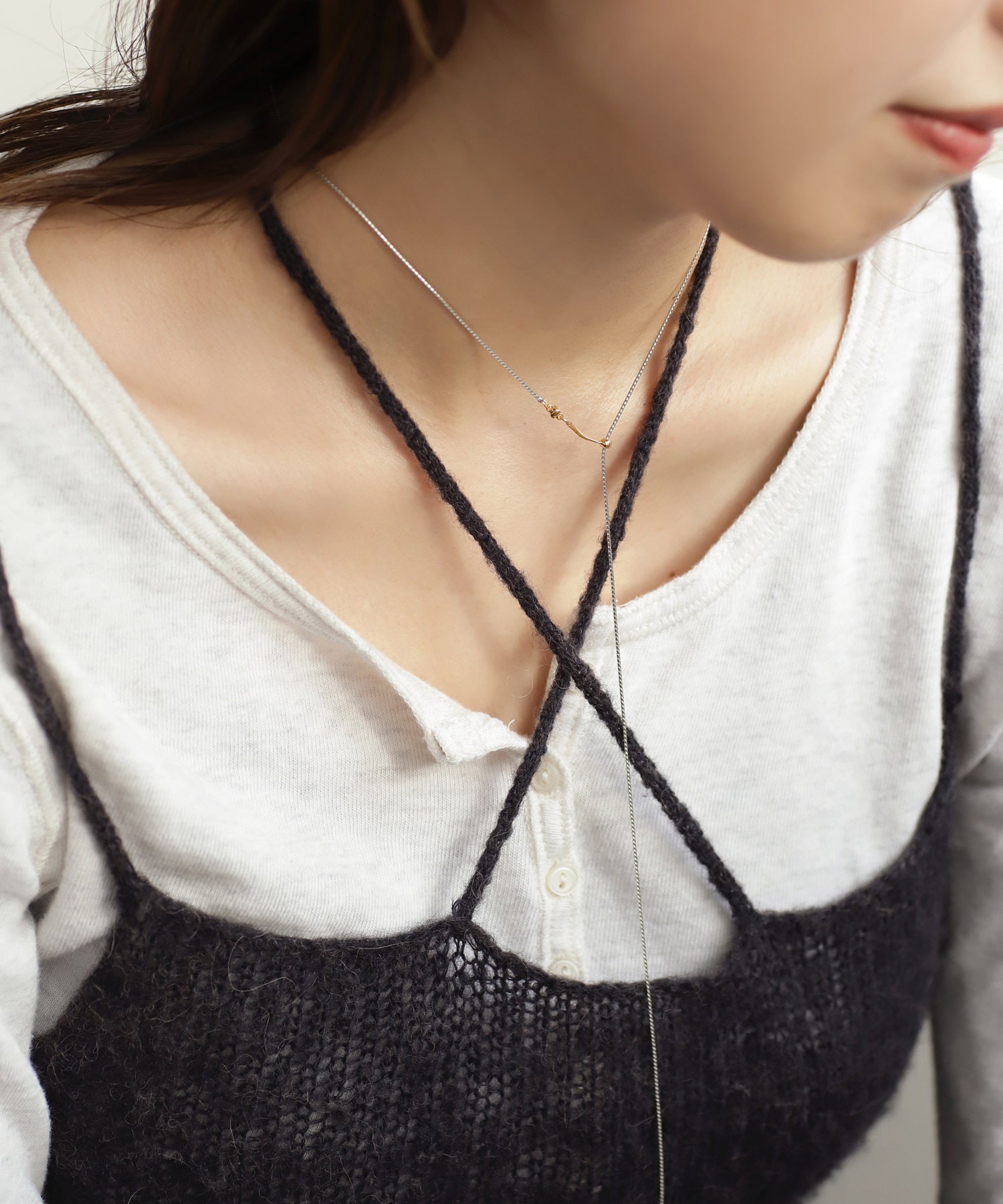 mimi33】コンビカラーY字ネックレス[Sheerchic]｜アネモネ・シエナロゼ