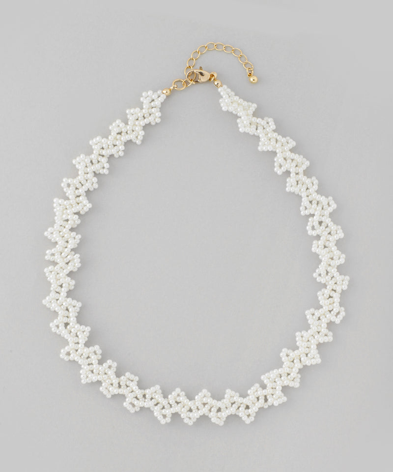 lace pearl necklace