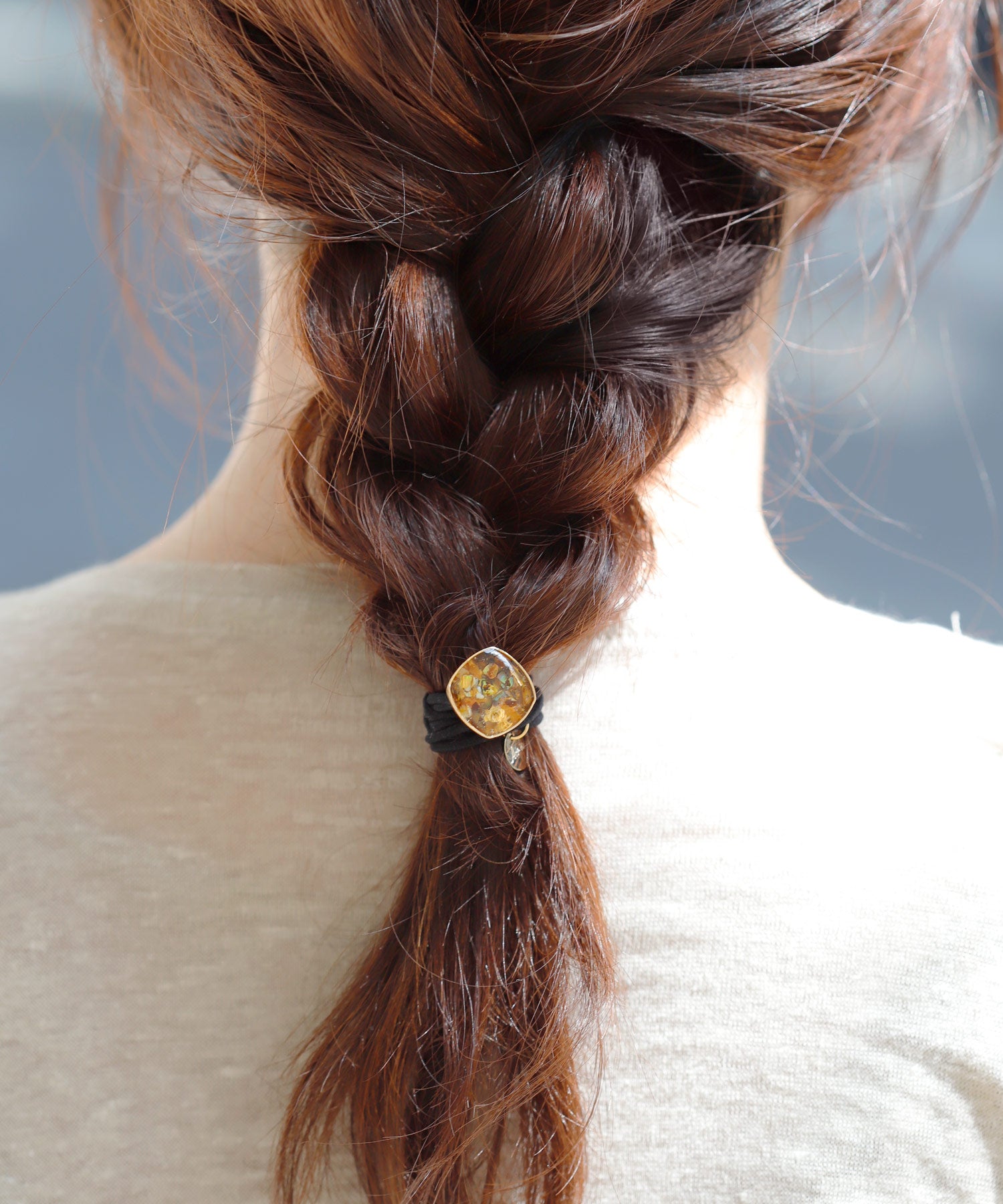 ANEMONE】艶めくシェルをとじこめたスクエアヘアゴム｜SANPO ONLINE