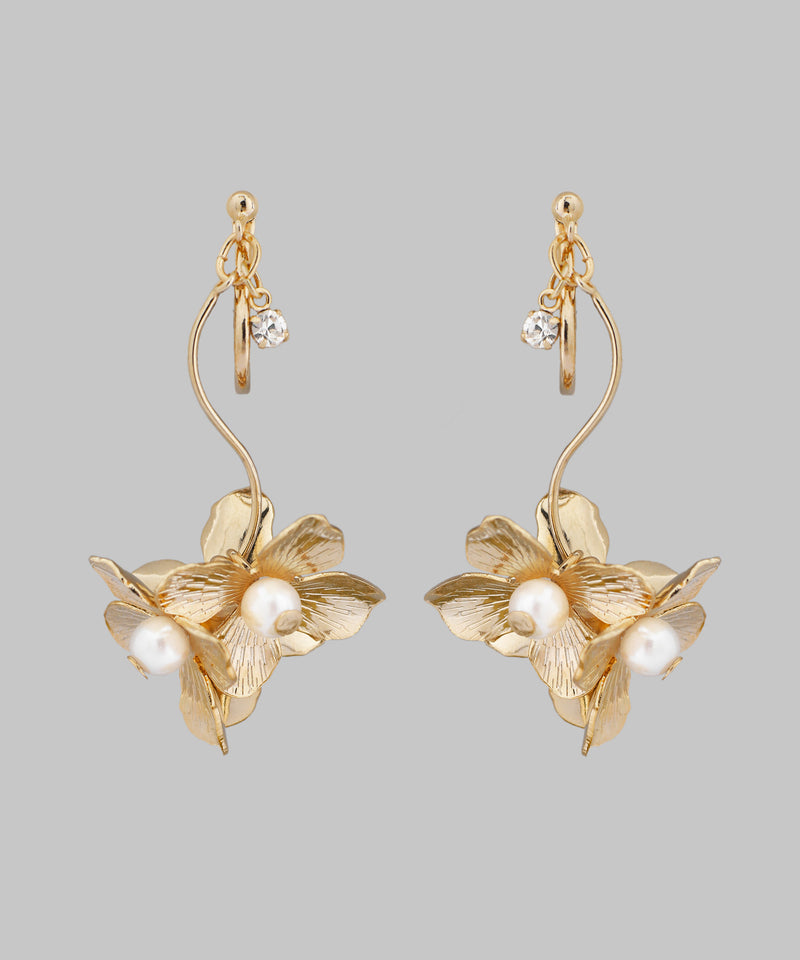 パール×スイングフラワーイヤリング