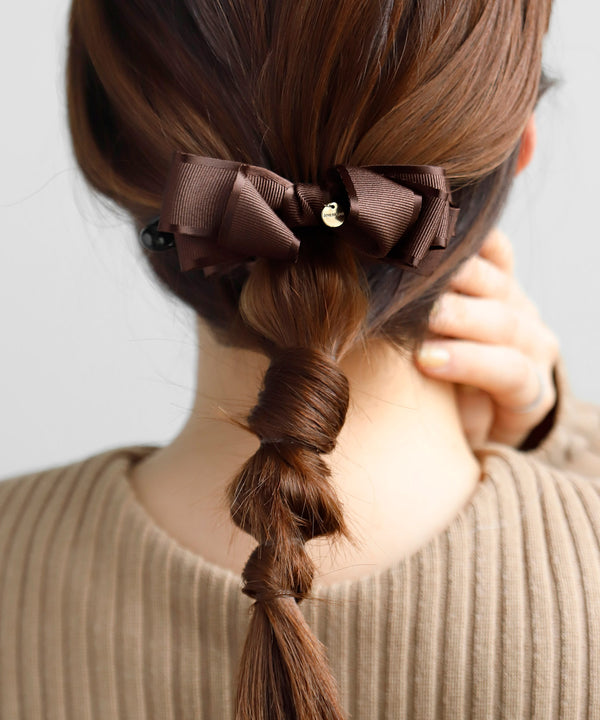 パイピングボリュームリボンのバナナクリップ