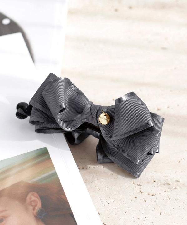 パイピングボリュームリボンのバナナクリップ