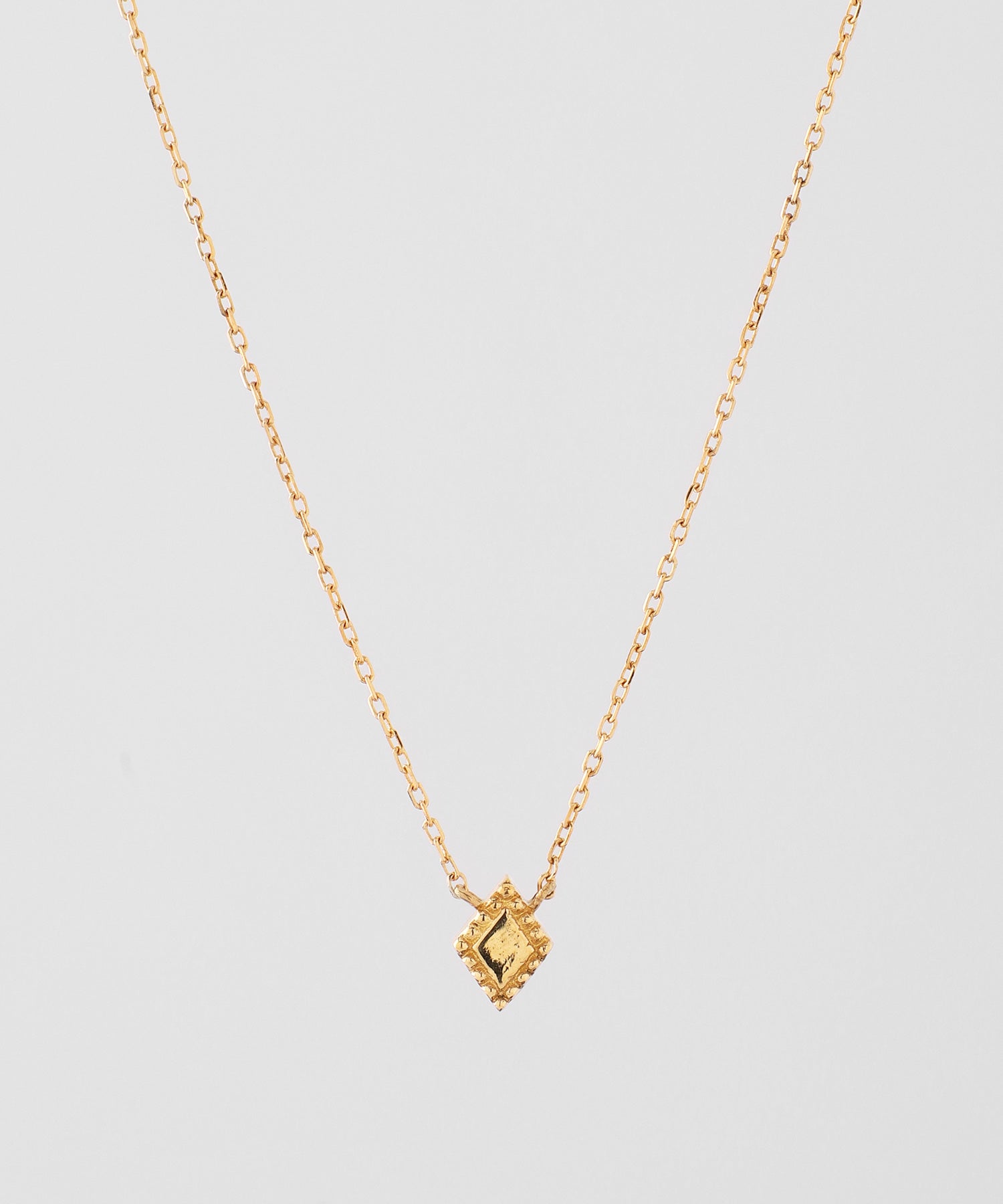 チェリーのモチーフ ネックレス バイセル公式】スワロフスキー クリスタル チェリーモチーフ