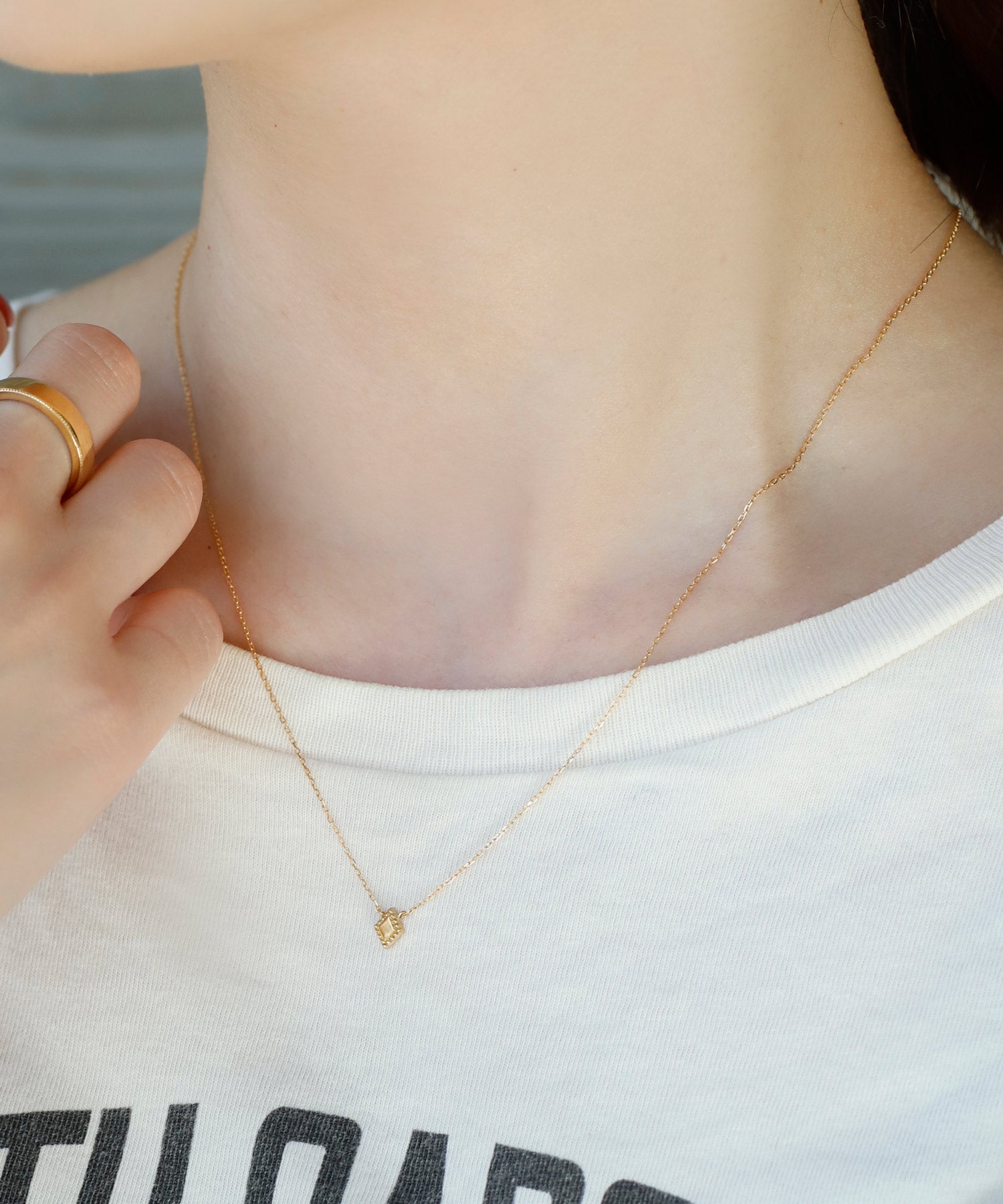 mimi33】ダイヤモチーフネックレス[Sheerchic]｜SANPO ONLINE