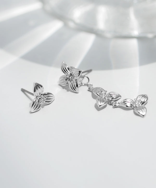 フラワーアシメピアス