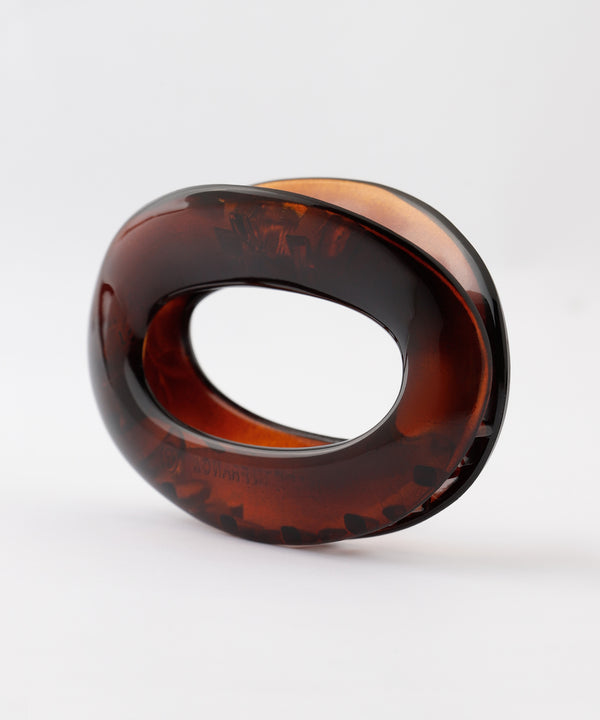 アレンジを新鮮に彩ってくれる、 フランス製ヘアアクセサリー 26