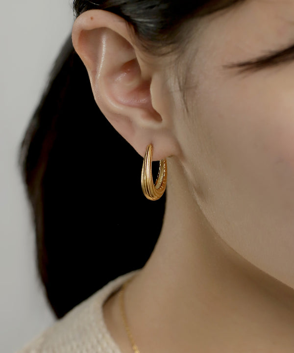 [Stainless Steel] Design Push Earrings