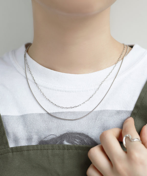 ダブルチェーンネックレス