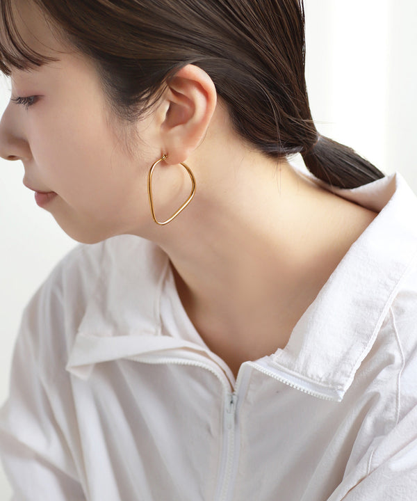 ニュアンスラインフープピアス[ステンレス][Ownideal]