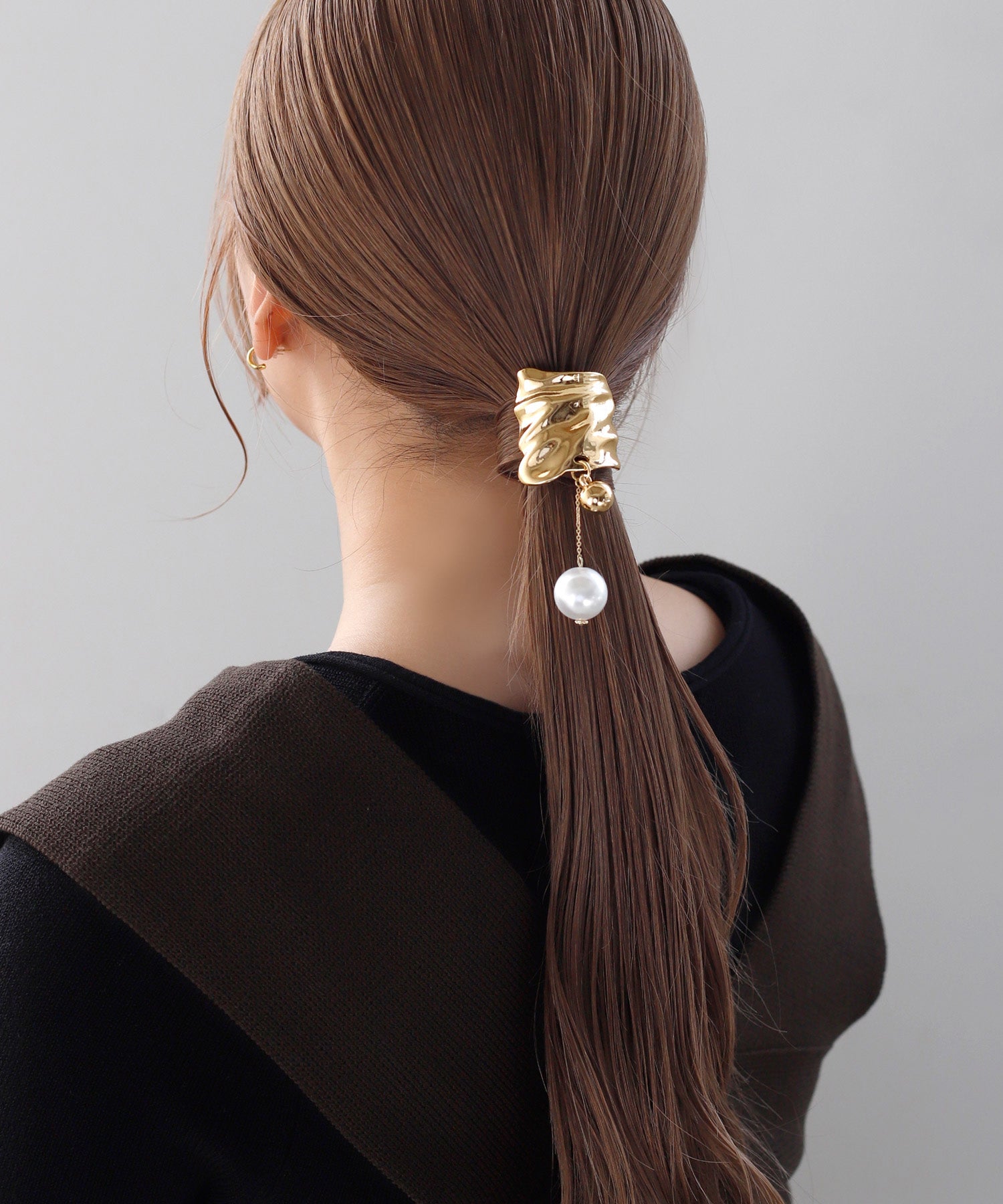 ANEMONE】ニュアンスメタル×スイングパールポニーフック｜アネモネ