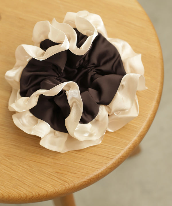 バイカラーフリルシュシュ