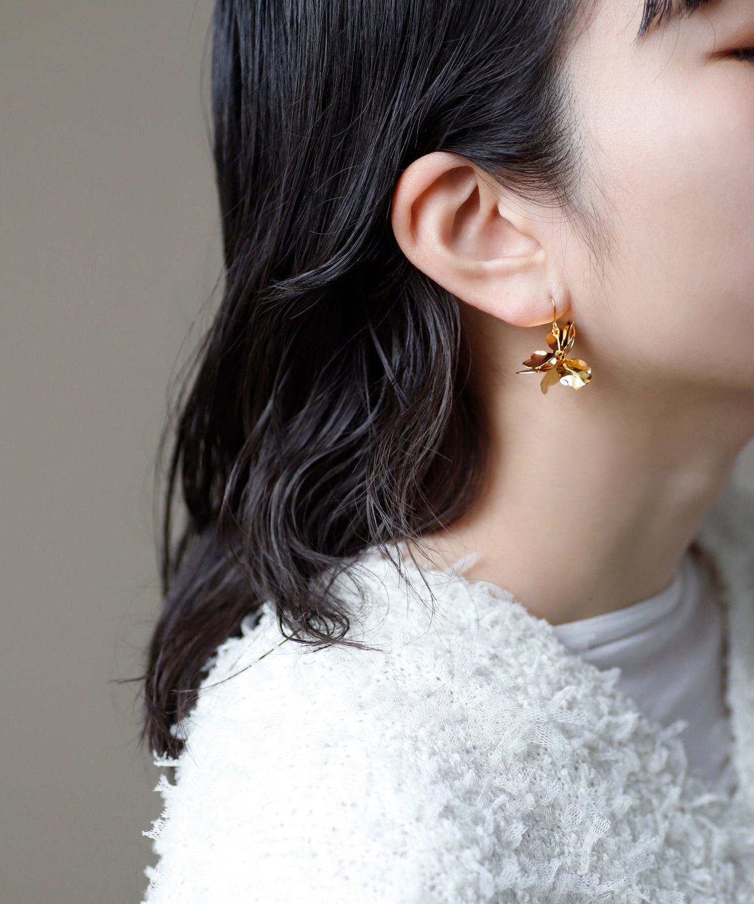 mimi33】フラワーフックピアス[Sheerchic]｜アネモネ・シエナロゼ