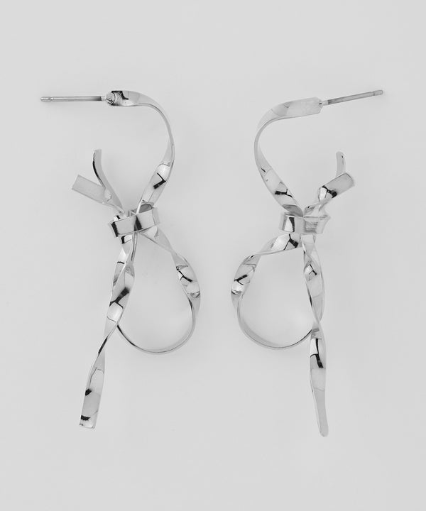ニュアンスメタルリボンピアス[Ownideal]
