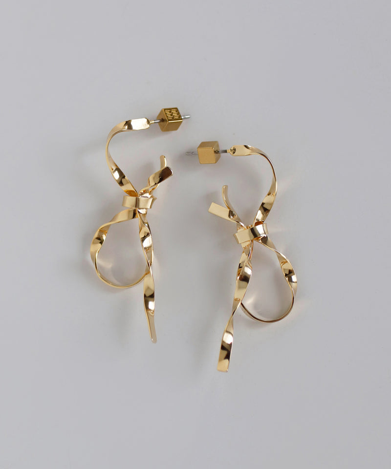 ニュアンスメタルリボンピアス[Ownideal]