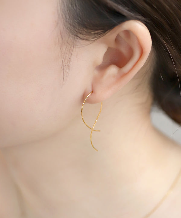 【ステンレス】ニュアンスフープピアス