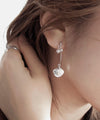 パール×フラワーアシメピアス[Sheerchic]
