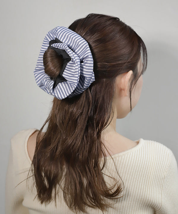Multi-border scrunchie