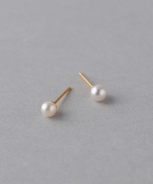 本真珠のシンプルピアス[小][ジャルビジュー]