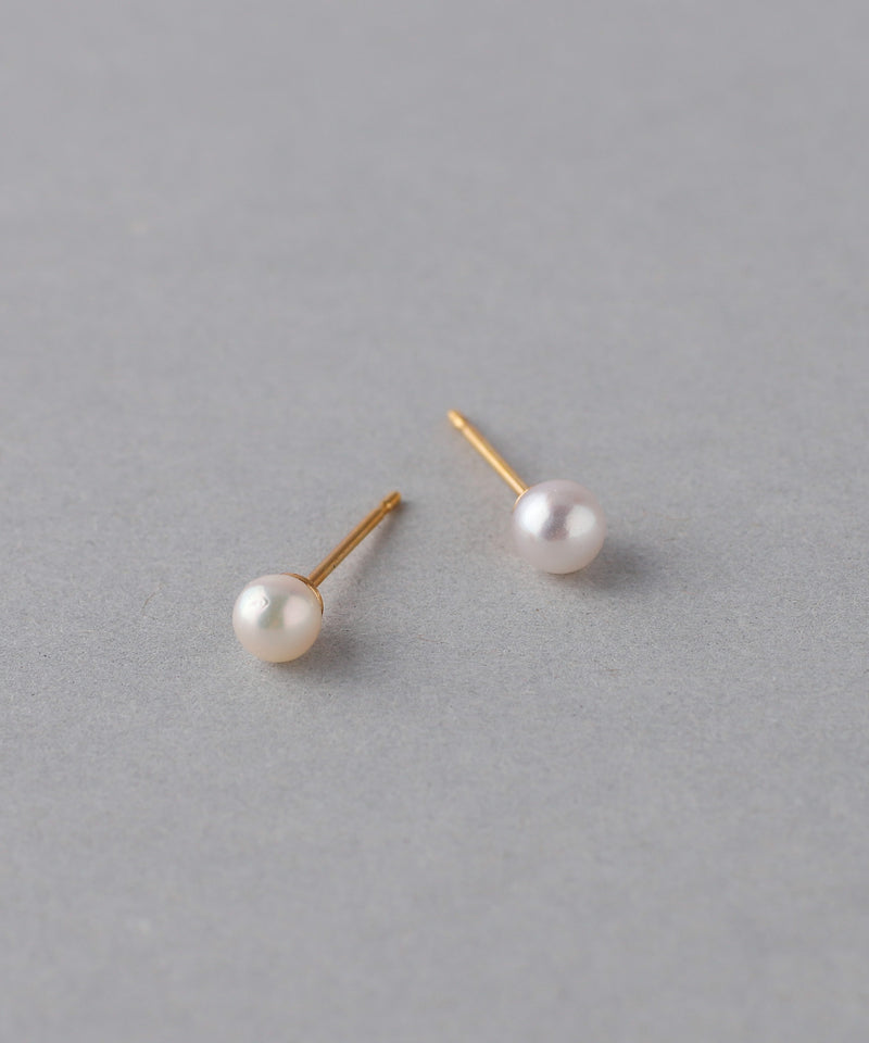 本真珠のシンプルピアス[小][ジャルビジュー]