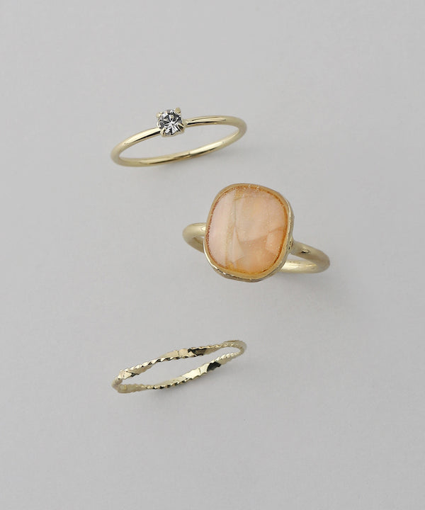 自分らしい重ね付けで印象的な指先に。ANEMONEのセットリング: 42