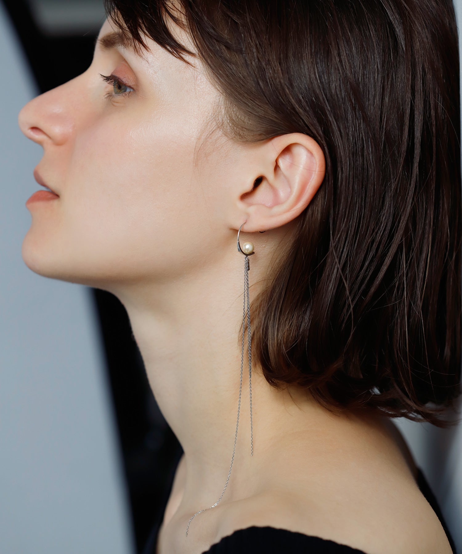 mimi33】パールのチェーンロングピアス[Sheerchic]｜SANPO
