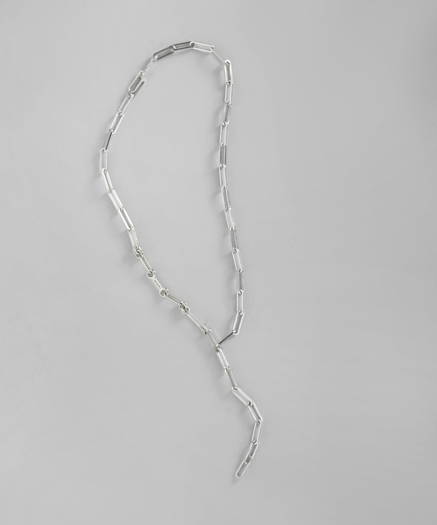 シルバー925 ツイストチェーンネックレス MR.mimi33 約50cm 6g MR.mimi33｜チェーンの新たな新境地。”FACET FORM CHAIN” | 株式会社