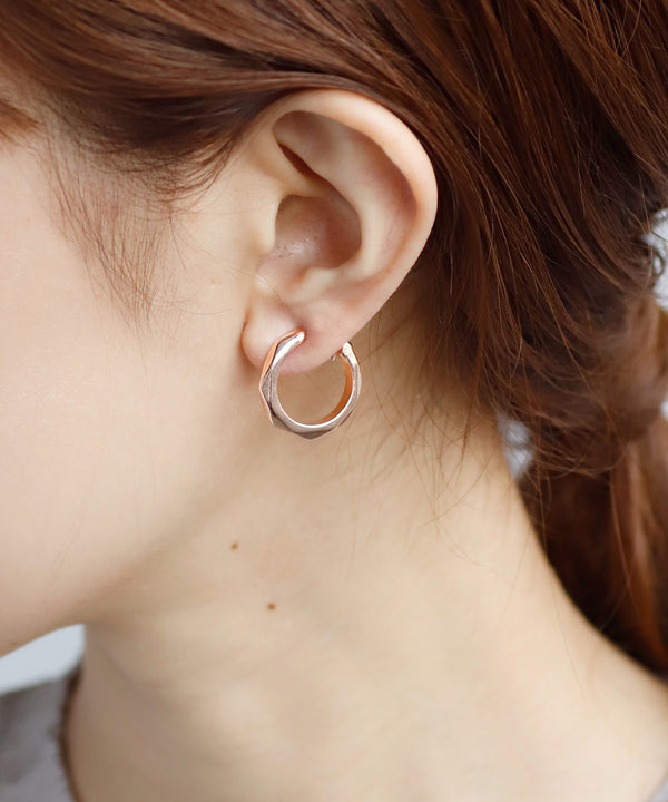 ポリゴンコンヴォルヴイヤリング