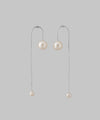Asymmetric pearl long earrings [Sheerchic]