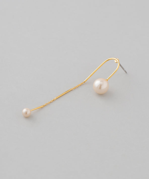 Asymmetric pearl long earrings [Sheerchic]