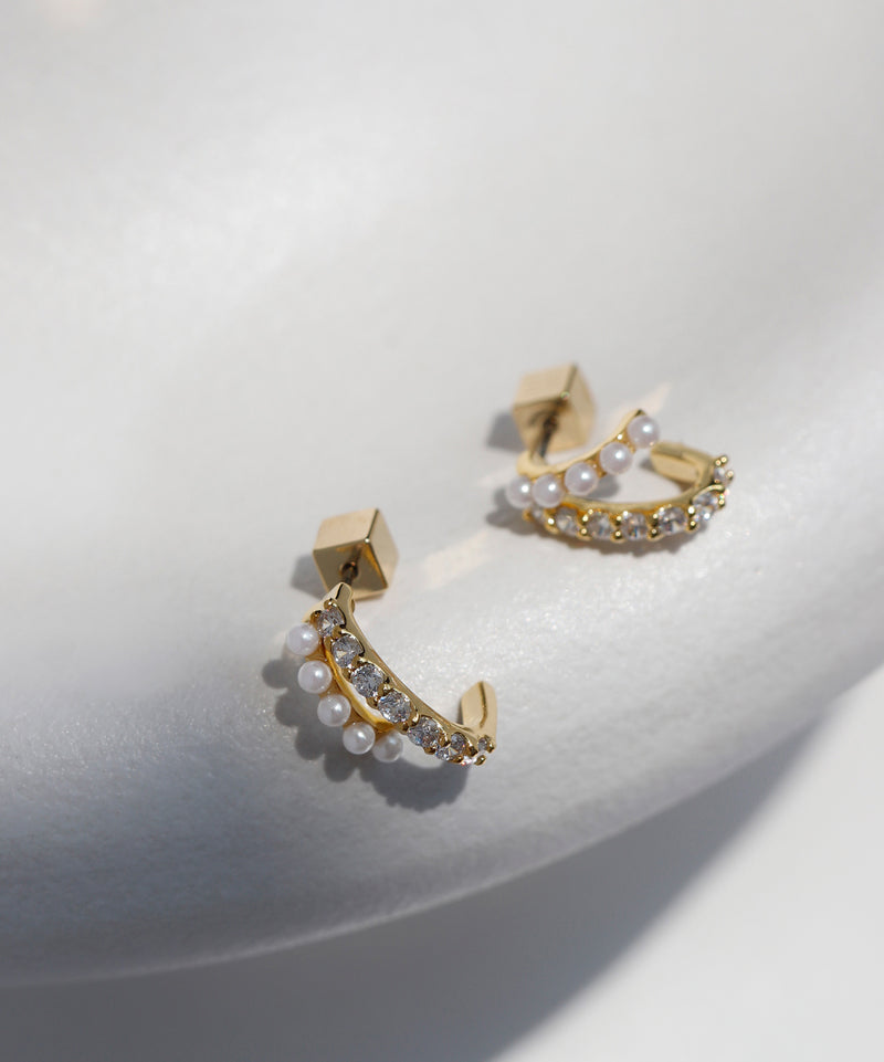パール×ビジューラインピアス[Sheerchic]