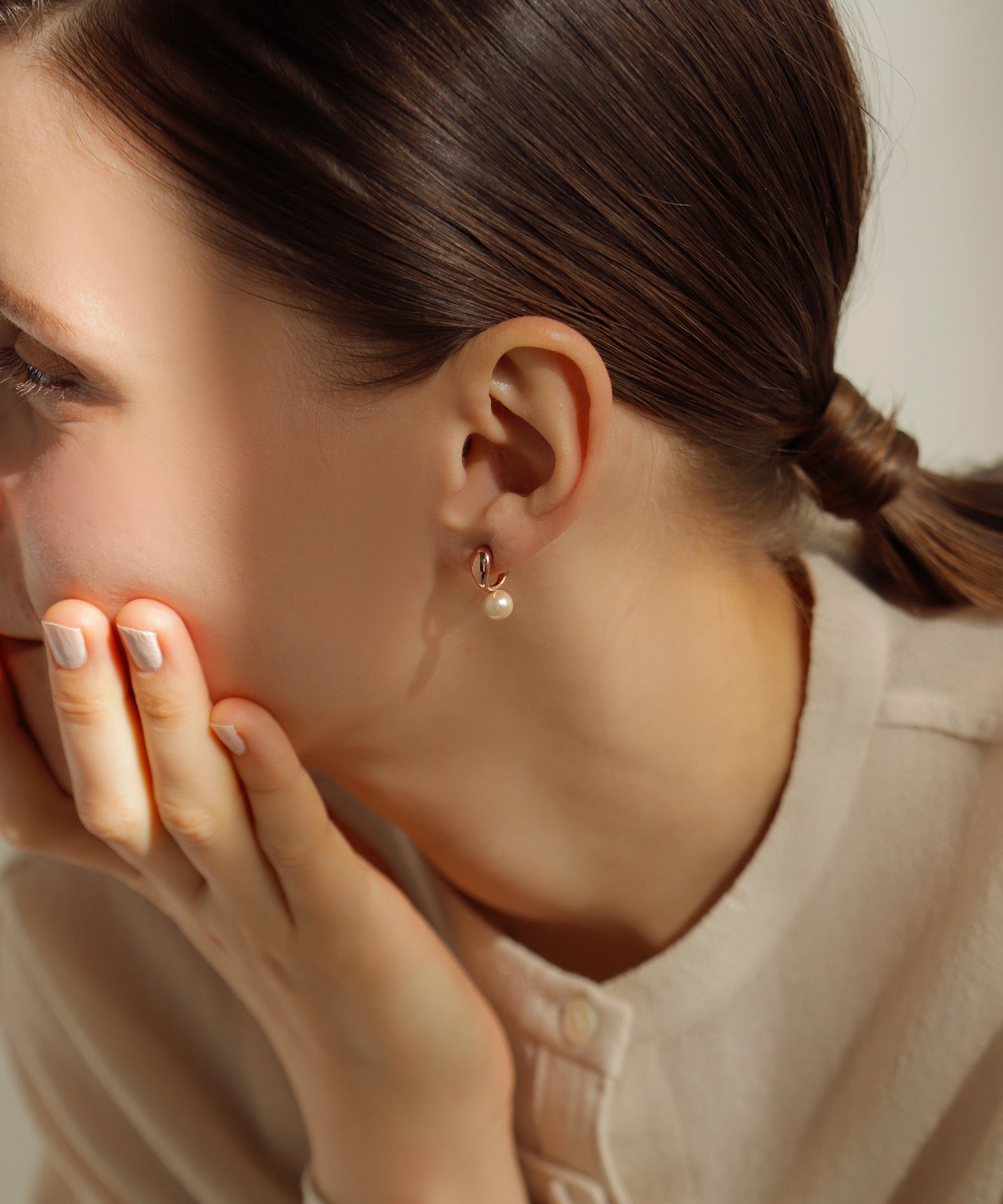 女王蜂の王冠〜蜂＆韓国＆ヴィンテージボタン×韓国チャーム★2wayイヤリング 0000000040382_uxHe6Xg.jpg