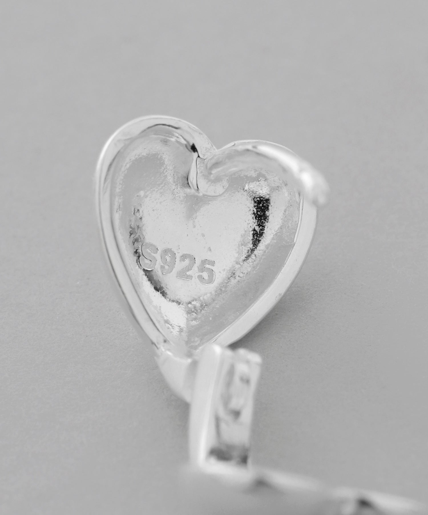 mimi33】ハートフープピアス[silver925][Basic]｜アネモネ