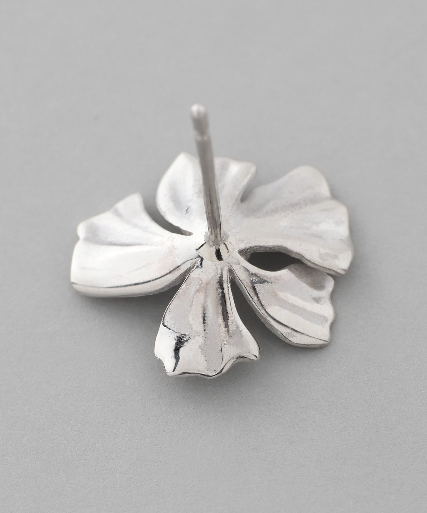 mimi33】フラワーピアス[silver925][Basic]｜アネモネ・シエナロゼ