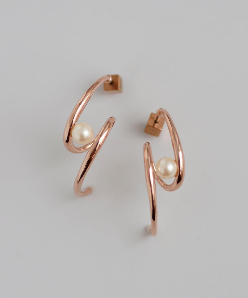 パール×ループラインピアス[Sheerchic]