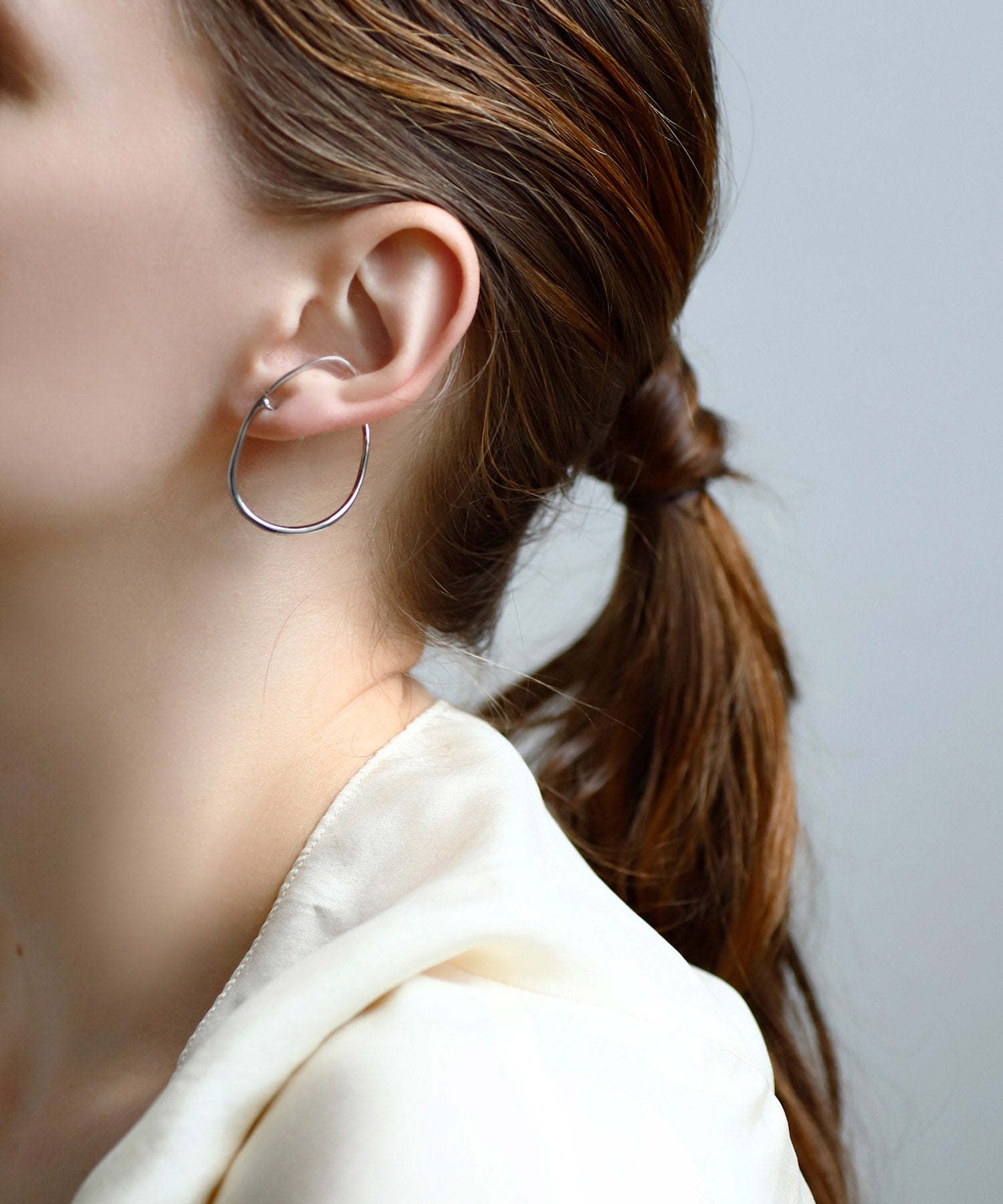 mimi33】ニュアンスラインカフピアス[Sheerchic]｜SANPO ONLINE