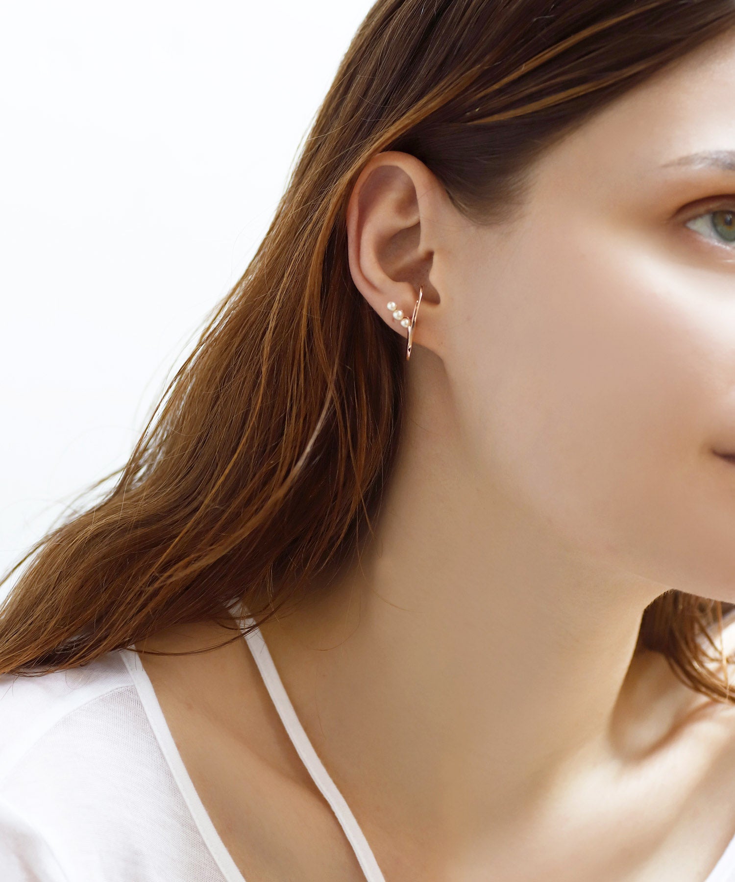 mimi33】パール×メタルラインイヤリング[Sheerchic]｜SANPO ONLINE