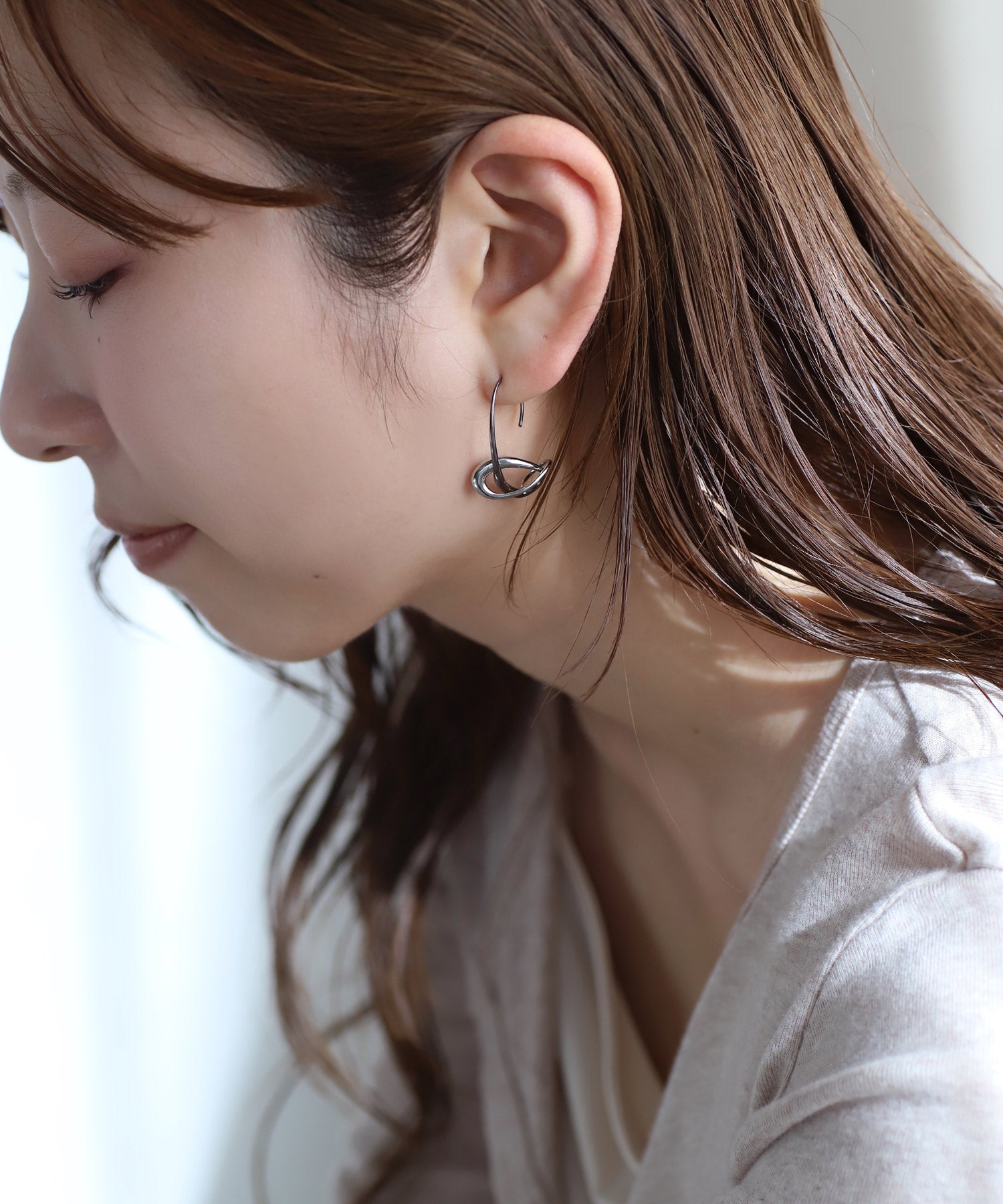 【新品】ロックピアス　フープピアス　3点 楽天市場】(2個SET)フープピアス ステンレスピアス ラインデザイン