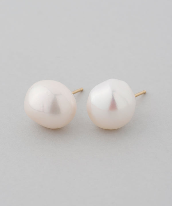 Freshwater pearl earrings [Ownideal]
